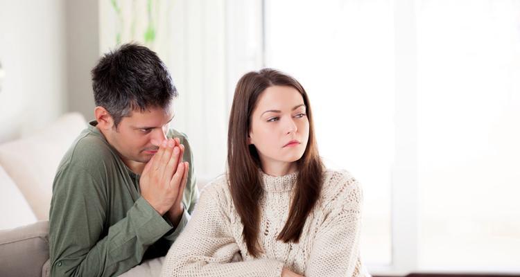老公出轨该怎么办？（如何面对丈夫的不忠行为？）