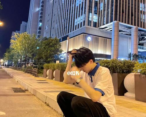 高中生谈恋爱必知的注意事项及技巧（为什么需要注意事项和技巧？如何让恋爱更健康美好？）