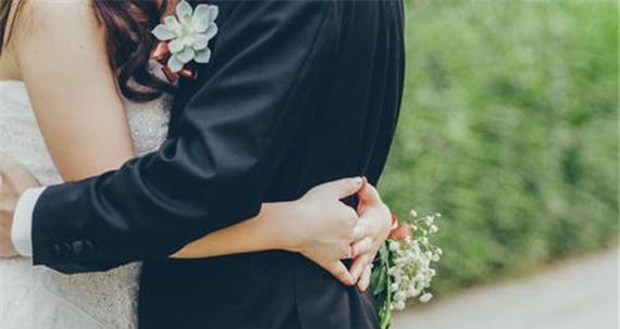女友突然提出分手（女友说分手后怎么挽回）