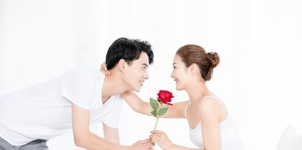 老公闹离婚怎么挽回？有效沟通和解决冲突的策略是什么？