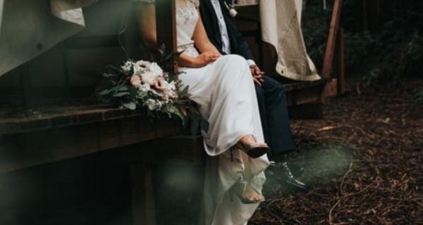 老公提出离婚我应该挽回还是放手？如何做出明智选择？