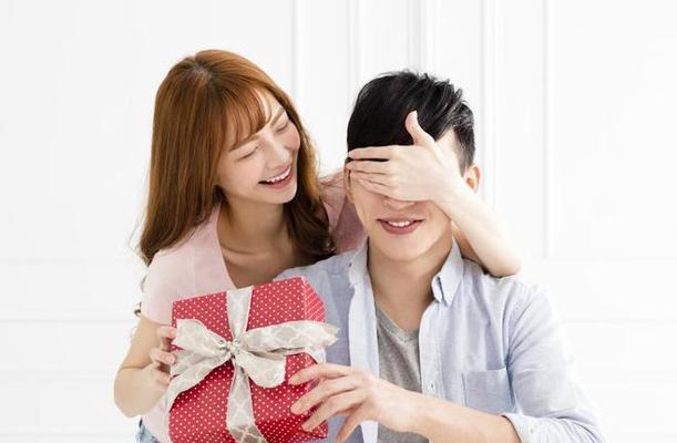 老公提出离婚是因为曾仕强有第三者吗？如何处理婚姻危机？