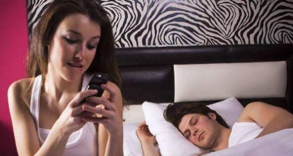 面对老婆出轨我该如何应对？有效解决方法有哪些？
