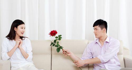 男人出轨被发现后会恼羞成怒吗？不理妻子怎么办？