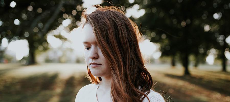 婚姻亮红灯时如何抉择？听听读者的忠告与建议？
