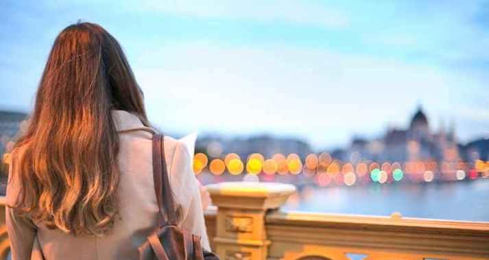 挽回分手后的女友这三招有效吗？如何正确实施挽回策略？