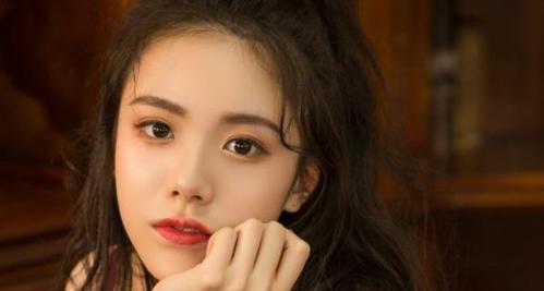 如何用感人的话语挽回分手的女友？这些话能触动她的心吗？