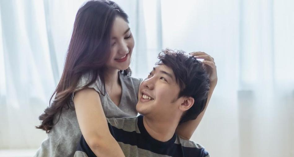 夫妻冲突如何处理？爱情与事业冲突的解决方法是什么？
