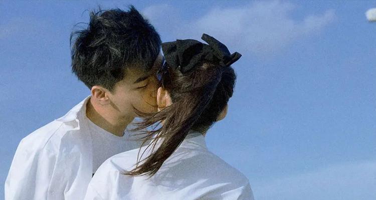 挽回前任失败后直接结婚可行吗？如何处理情感挫折？