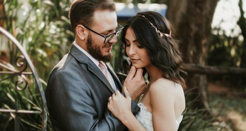 揭秘闪婚的利与弊（快乐婚姻也需要谨慎选择）