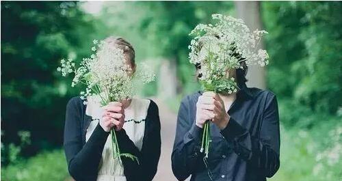 女友突然提出分手，心理原因分析（解读女友内心的疑虑和挣扎）