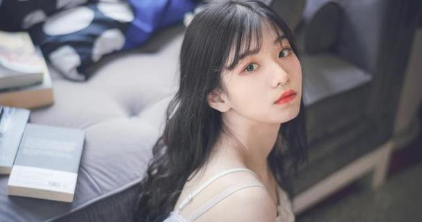 女生有男朋友的表现