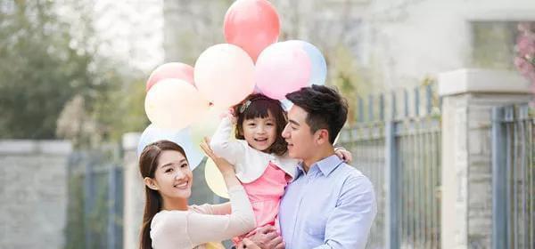 如何帮助嗜赌成性的人挽回生活（探索嗜赌成性的原因与治疗方法）