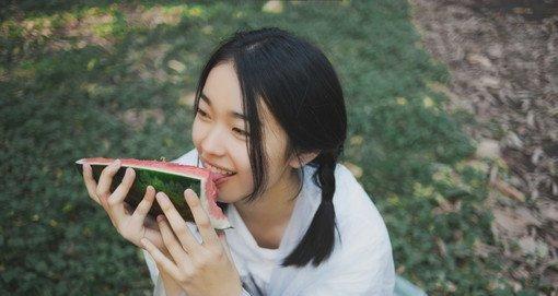如何做一个高姿态的女人（让自信与优雅成为你的标签）