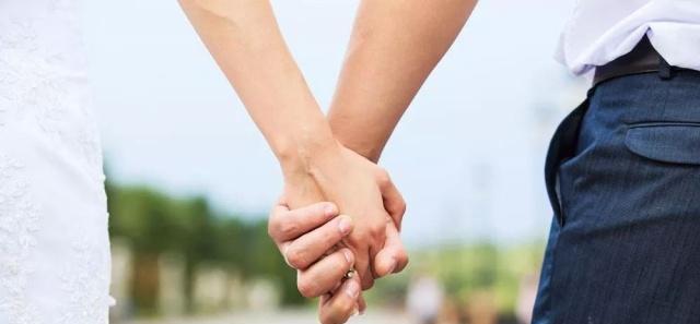 如何挽回毕业季分手的感情（15个实用技巧）